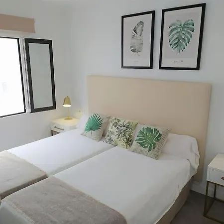 Pequeno A Solo 150 Metros Del Mar. Appartement *