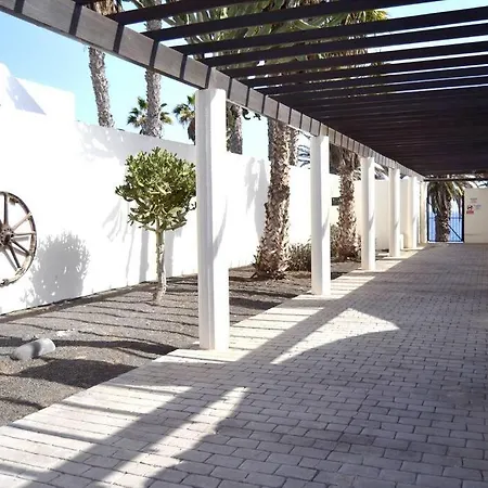 Apartment Pequeno A Solo 150 Metros Del Mar. *