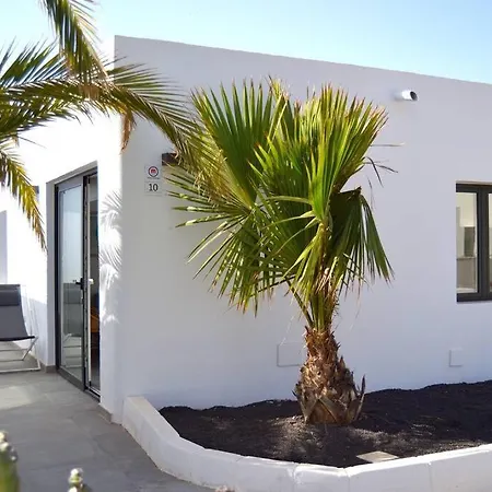 Apartment Pequeno A Solo 150 Metros Del Mar. *